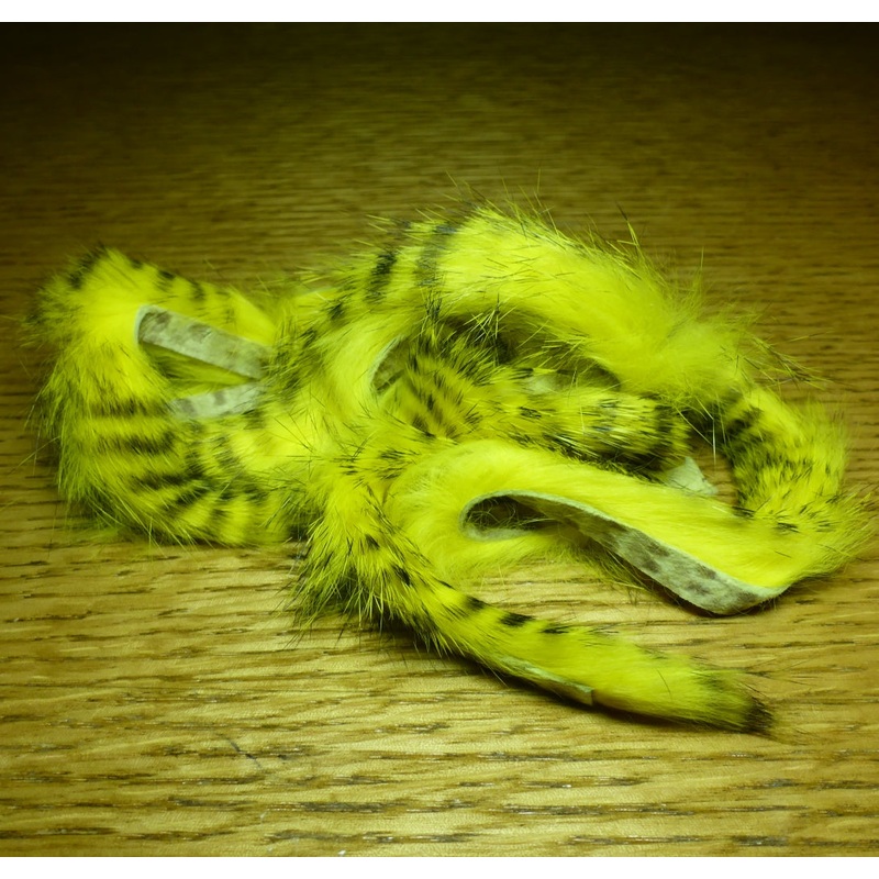 Hareline Black Barred Magnum Strips Yellow