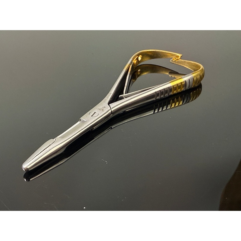 DR SLICK Mitten Scissor Clamp 4 3/4 Gold Straight