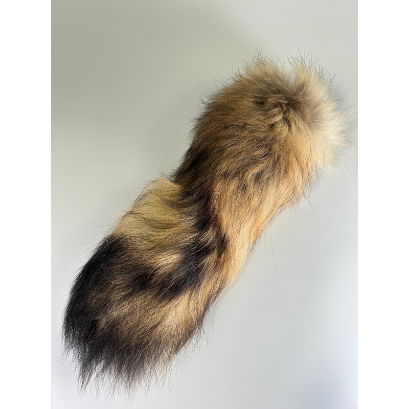 Finn Raccoon Tail Natural