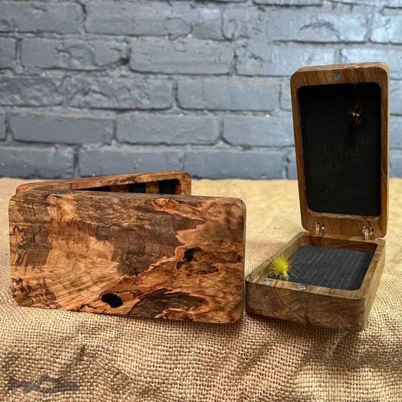 Fly Box Maple Burl Clam Shell – Handcrafted & Made in USA