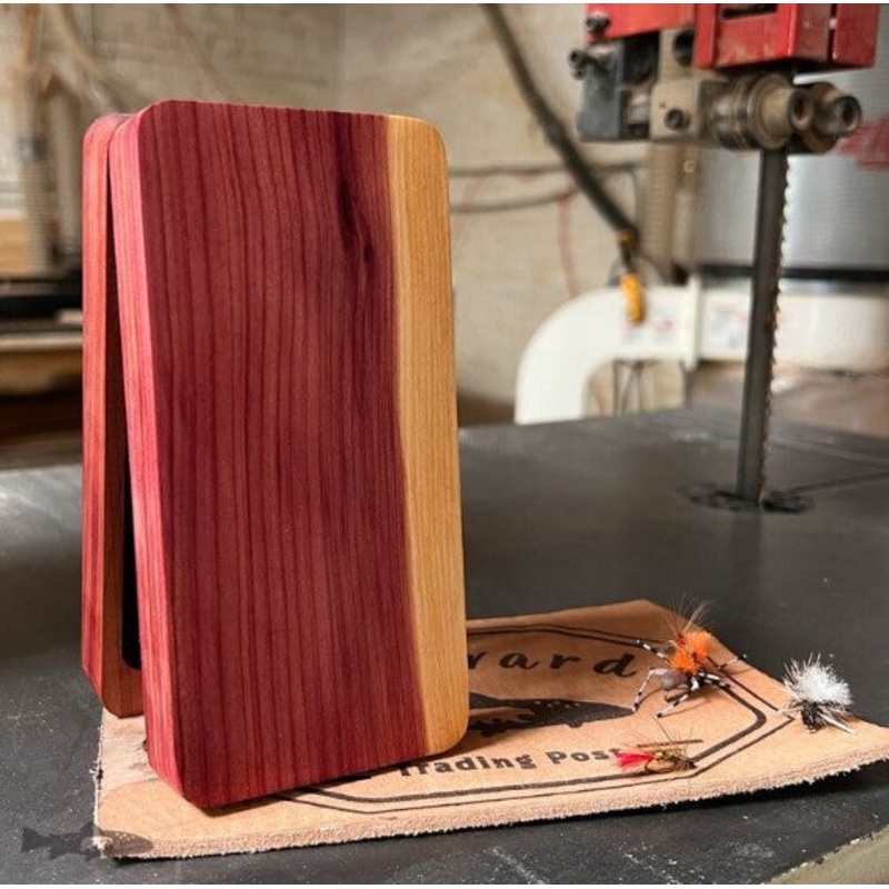 Red Cedar Clamshell Fly Box