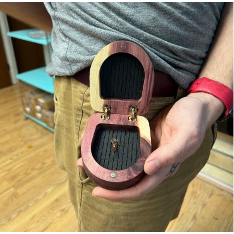 The PUCK Minimalist Fly Box