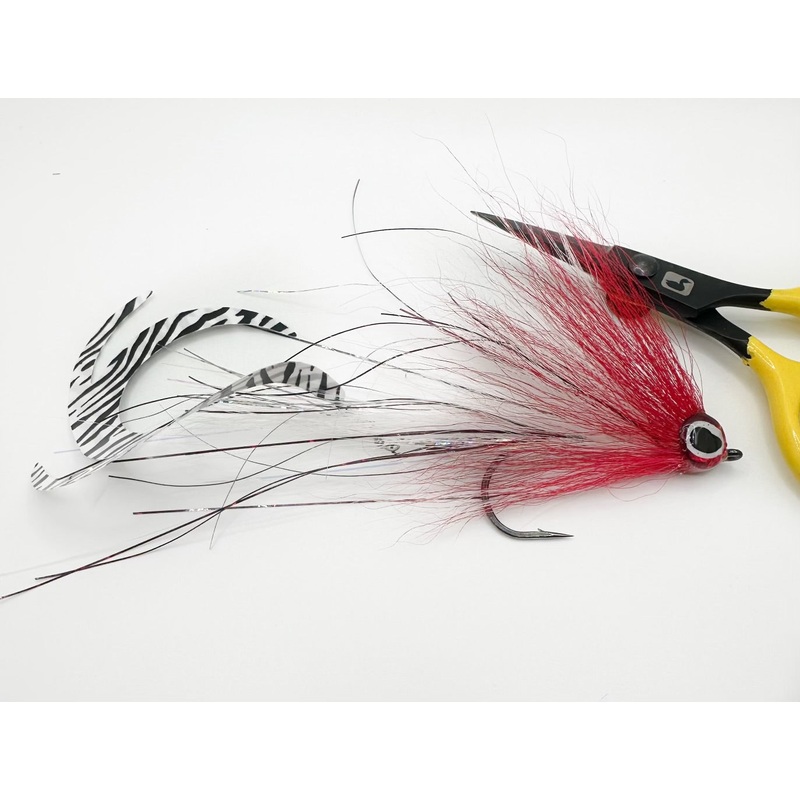Red & White Pike Fly With Wiggle Tail 3/0