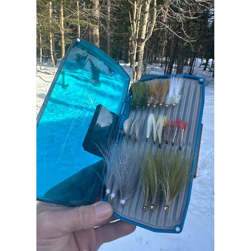 Streamer Selection 24 Flies With Fly Box